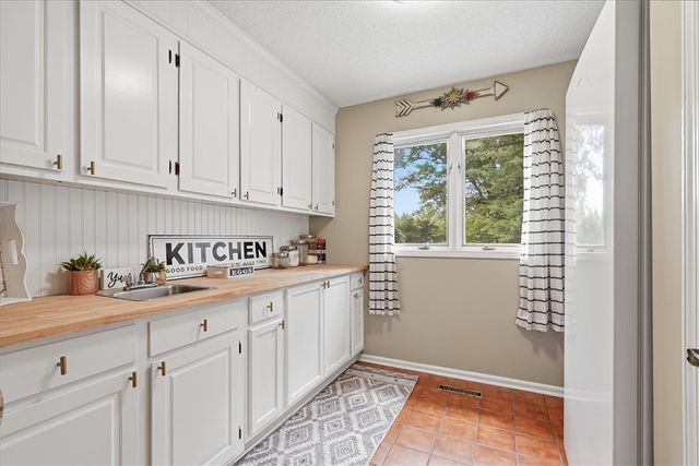 144 Porter Road, Pickens, SC 29671