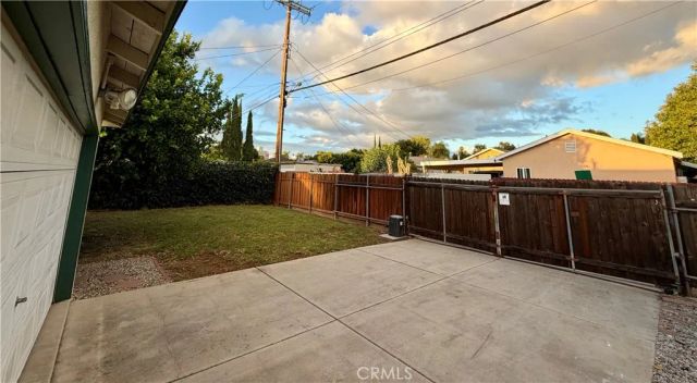 7002 Aura, Reseda, CA 91335