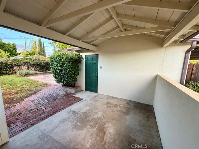 7002 Aura, Reseda, CA 91335