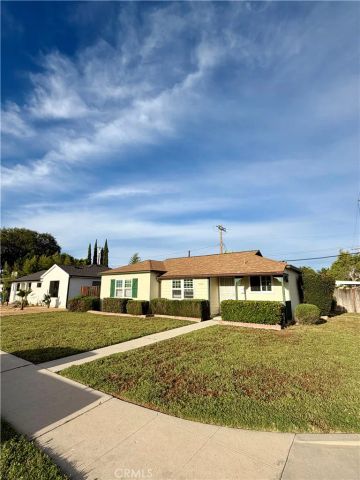 7002 Aura, Reseda, CA 91335