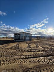 1329 Sacramento Road, Pinon Hills, CA 92372