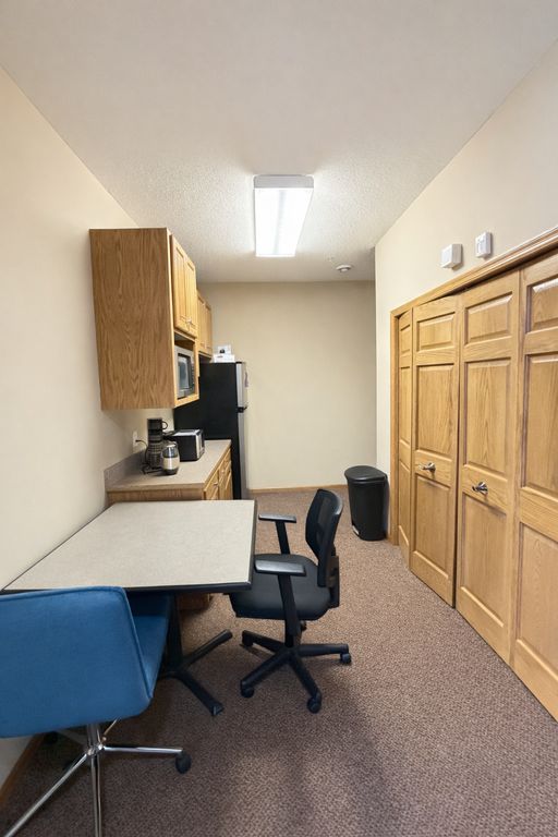 7965 Stone Creek Drive, Chanhassen, MN 55317 — photo 2