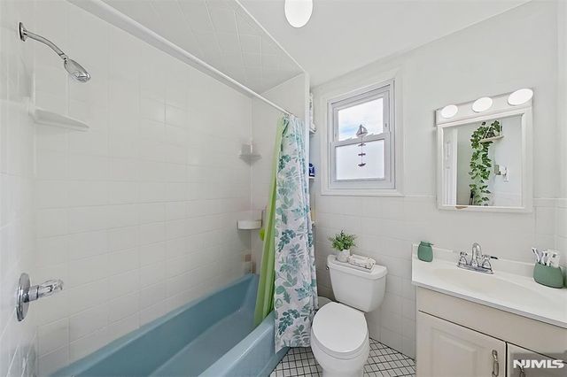 77 Gold Street, North Arlington, NJ 07031