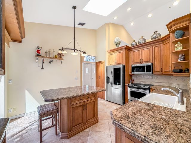 6184 NW 24th Street, Boca Raton, FL 33434