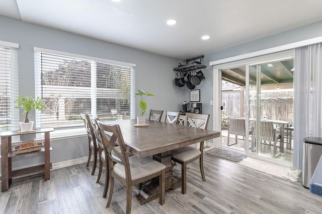 1704 Woolston Way, Modesto, CA 95355