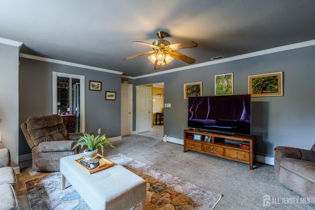 10 Devonshire Road, Sayreville, NJ 08859