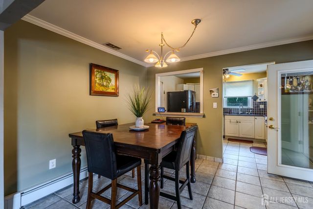 10 Devonshire Road, Sayreville, NJ 08859