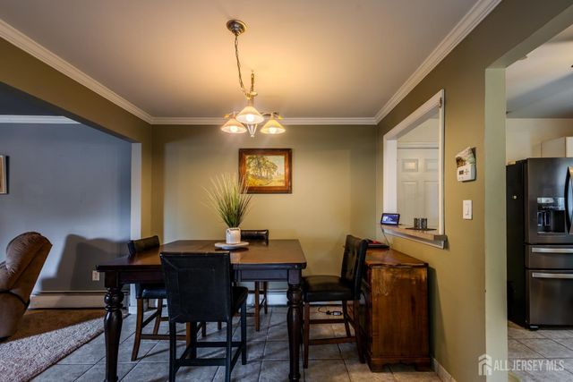 10 Devonshire Road, Sayreville, NJ 08859