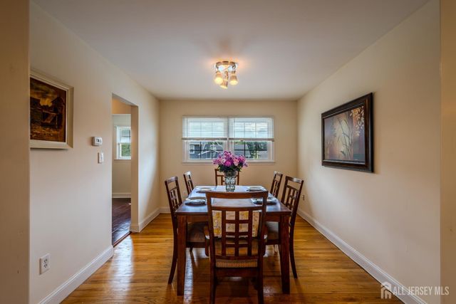 10 Devonshire Road, Sayreville, NJ 08859