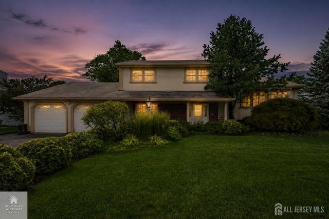 10 Devonshire Road, Sayreville, NJ 08859