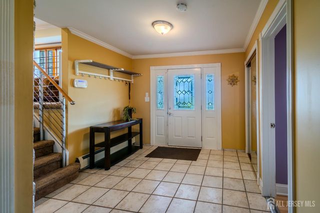 10 Devonshire Road, Sayreville, NJ 08859
