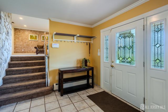 10 Devonshire Road, Sayreville, NJ 08859