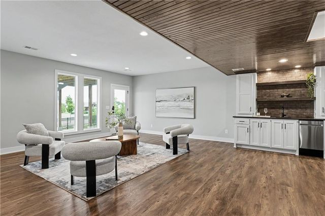 15426 W 173rd Street, Olathe, KS 66062