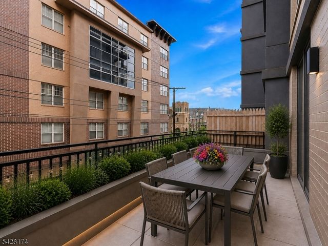 4315 Park Ave 2E, Union City, NJ 07087