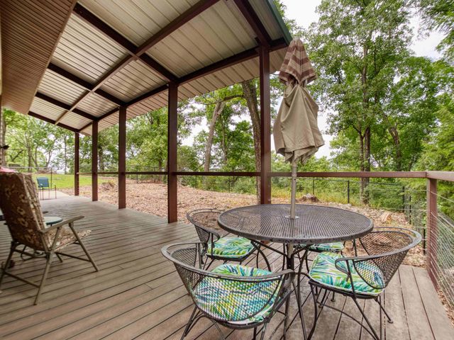 526 Murray Lane, Strang, OK 74367