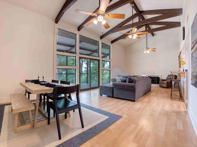 526 Murray Lane, Strang, OK 74367