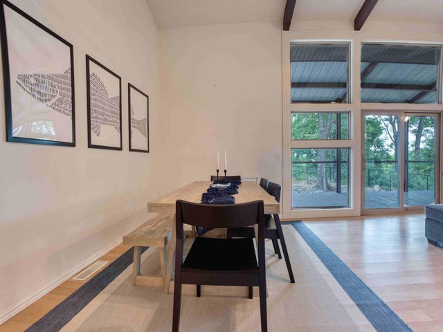 526 Murray Lane, Strang, OK 74367