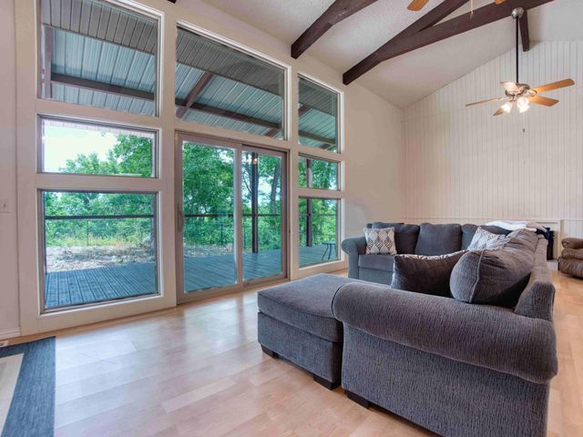 526 Murray Lane, Strang, OK 74367
