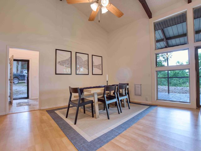 526 Murray Lane, Strang, OK 74367