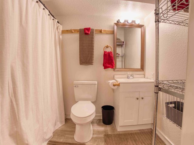 526 Murray Lane, Strang, OK 74367