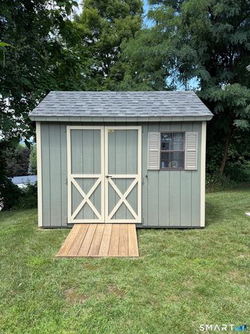 5 Sundeck Terrace, Southington, CT 06489