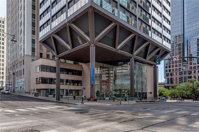 1101 WALNUT Street 1009, Kansas City, MO 64105