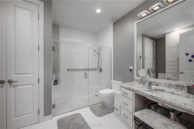 1101 WALNUT Street 1009, Kansas City, MO 64105