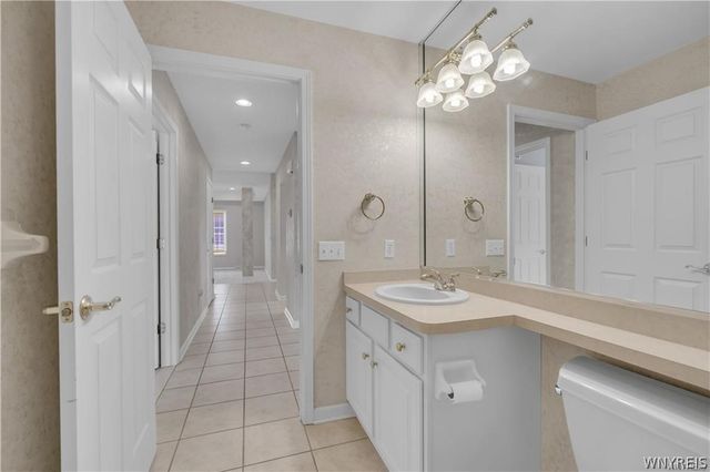 5527 Hemdale Drive, Clarence, NY 14221