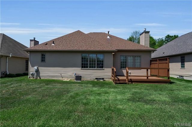 5527 Hemdale Drive, Clarence, NY 14221