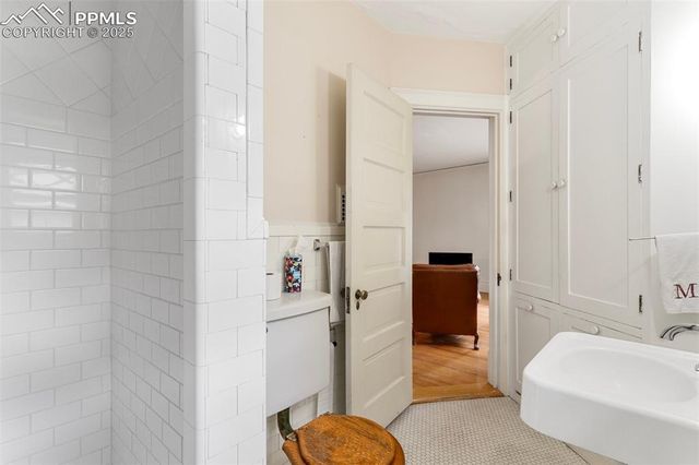 120 E Espanola Street, Colorado Springs, CO 80907