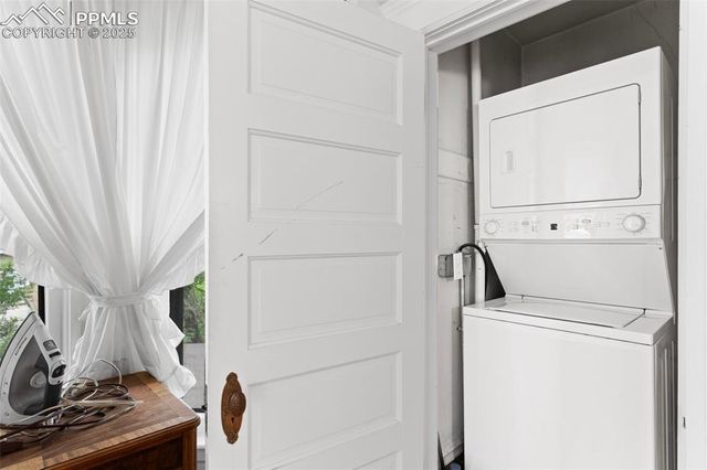 120 E Espanola Street, Colorado Springs, CO 80907