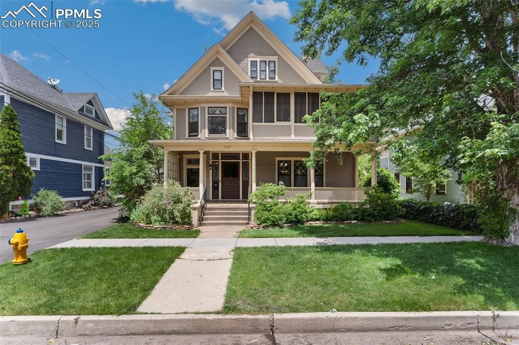 120 E Espanola Street, Colorado Springs, CO 80907