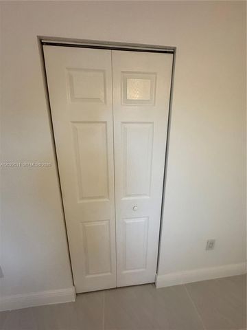 1767 NW 3rd Ave 17, Miami, FL 33136