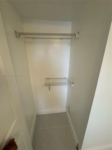 1767 NW 3rd Ave 17, Miami, FL 33136