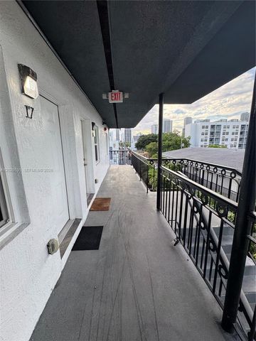 1767 NW 3rd Ave 17, Miami, FL 33136