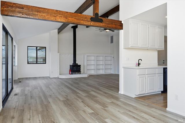 2698 Greenway Dr, Kelseyville, CA 95451