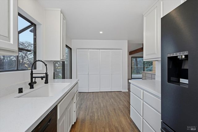 2698 Greenway Dr, Kelseyville, CA 95451