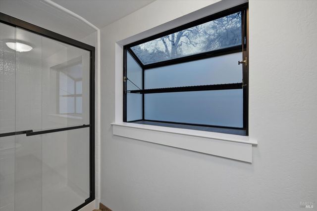 2698 Greenway Dr, Kelseyville, CA 95451