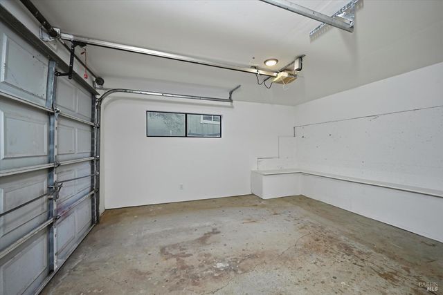 2698 Greenway Dr, Kelseyville, CA 95451