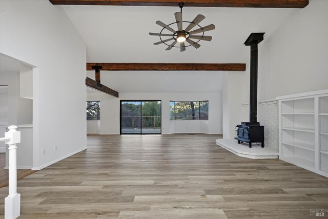 2698 Greenway Dr, Kelseyville, CA 95451