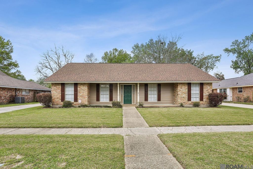 2248 Sprucewood Dr, Baton Rouge, LA 70816