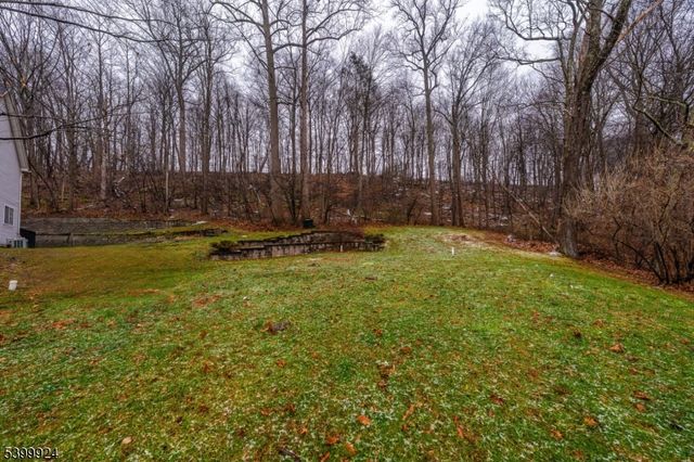 123 Vail Rd, Knowlton Twp., NJ 07832