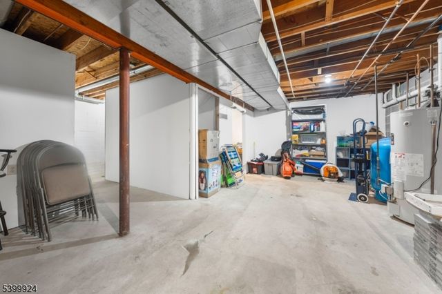 123 Vail Rd, Knowlton Twp., NJ 07832