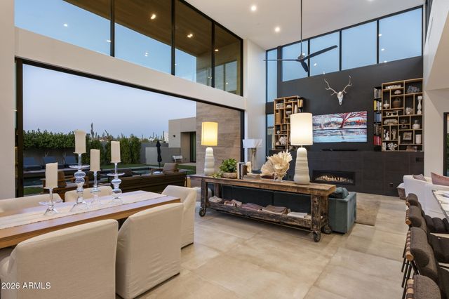 6402 E LOMAS VERDES Drive 1, Scottsdale, AZ 85266