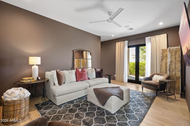 6402 E LOMAS VERDES Drive 1, Scottsdale, AZ 85266