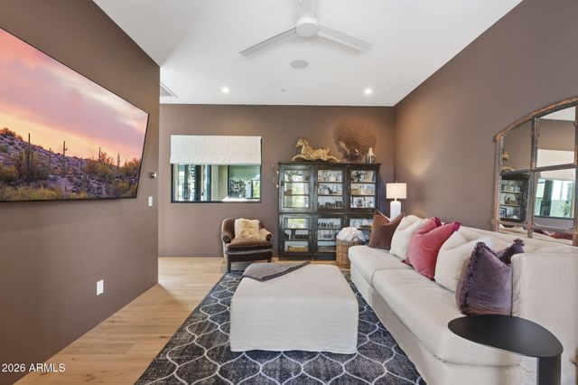 6402 E LOMAS VERDES Drive 1, Scottsdale, AZ 85266