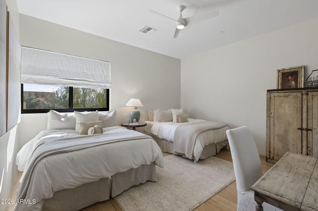 6402 E LOMAS VERDES Drive 1, Scottsdale, AZ 85266