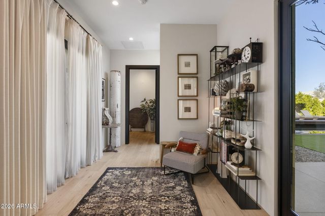 6402 E LOMAS VERDES Drive 1, Scottsdale, AZ 85266