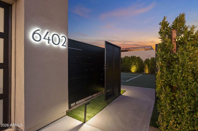 6402 E LOMAS VERDES Drive 1, Scottsdale, AZ 85266