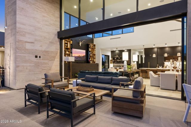 6402 E LOMAS VERDES Drive 1, Scottsdale, AZ 85266